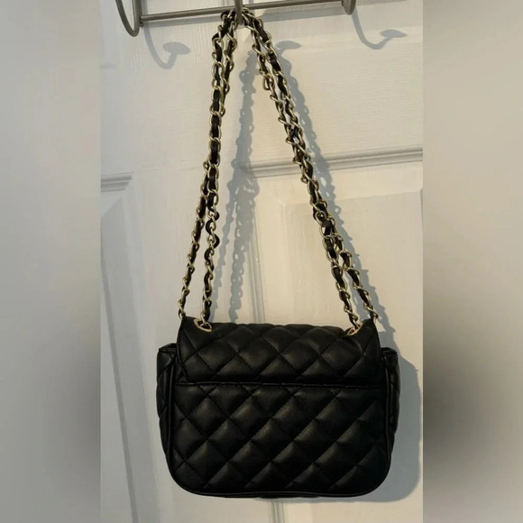 Aldo kangaroo quilted black crossbody gold chain  purse shoulder street travel - Picture 5 of 6